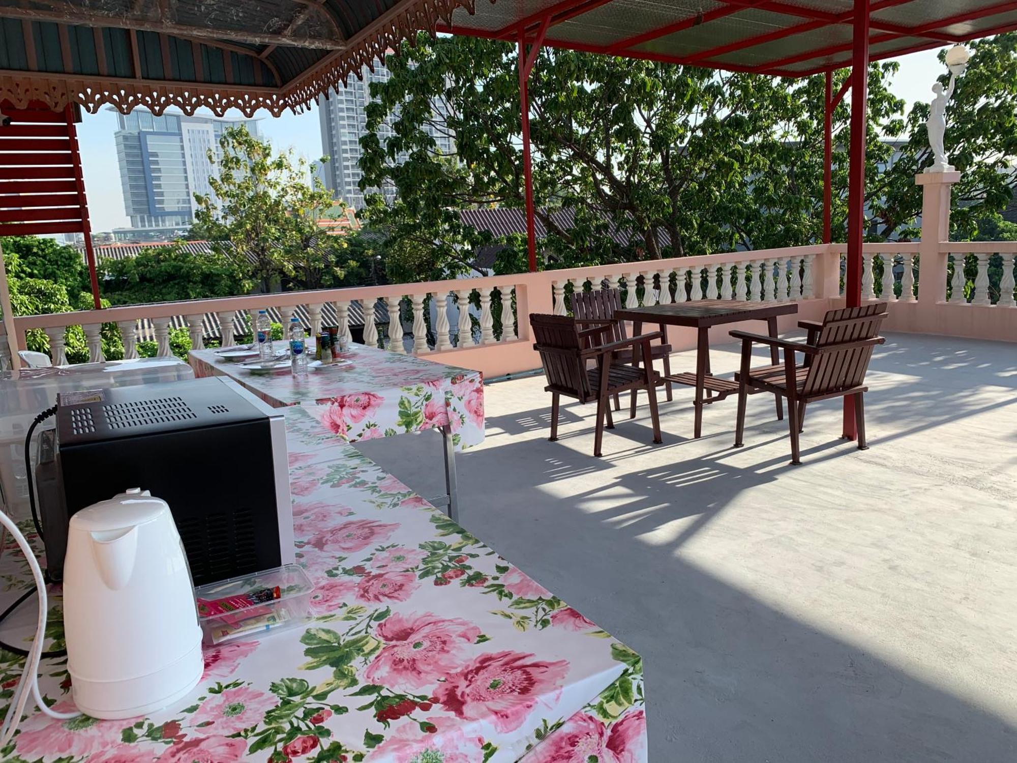 Gaiwandhanat Homestay バンコク都 エクステリア 写真